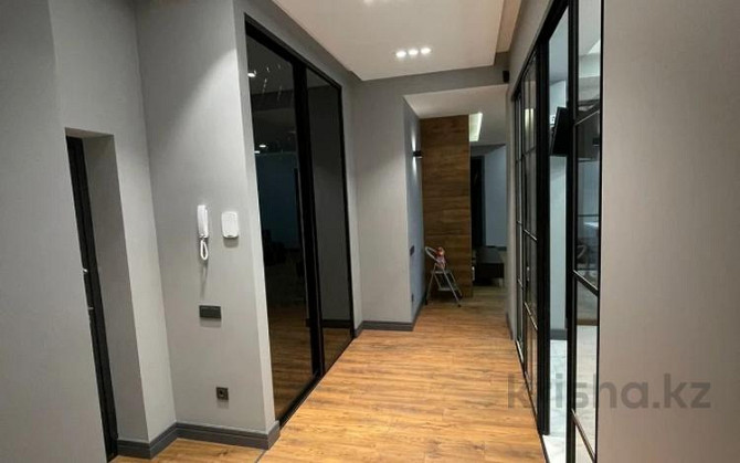 4-комнатная квартира, 130 м², 2/3 этаж помесячно, Мкр Нурлытау, ул. 6-я 66 Almaty - photo 3