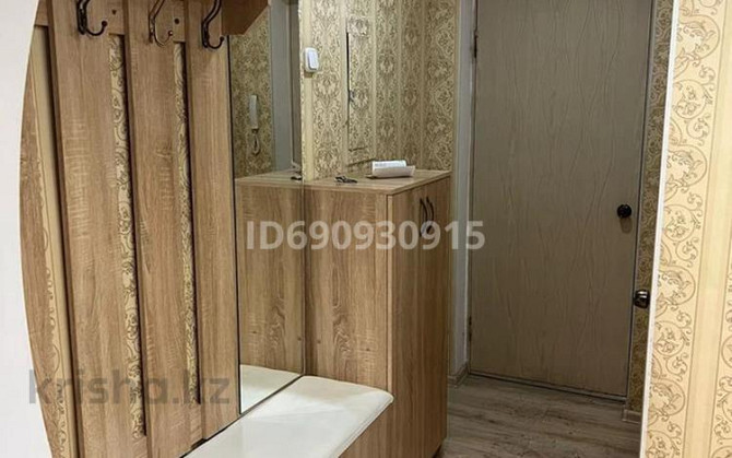 3-комнатная квартира, 60 м², 3/5 этаж помесячно, Момыш ұлы - Центральная площадь Семей - изображение 5