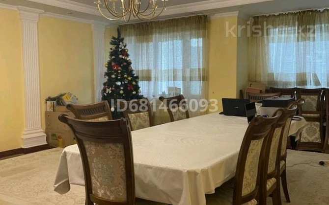 4-комнатная квартира, 180 м², 5/6 этаж помесячно, Владимирская 2в Atyrau - photo 7