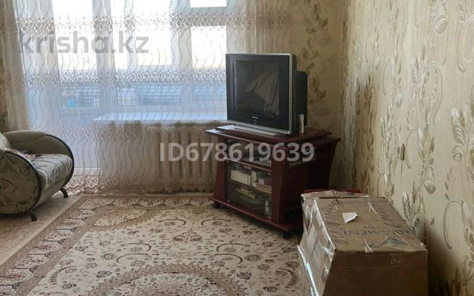 3-комнатная квартира, 53 м², 6/9 этаж помесячно, Абулхаир хана 53 Актобе - изображение 2