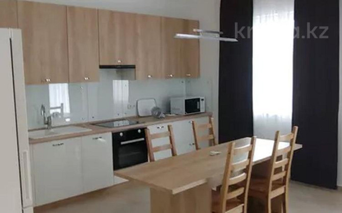 3-комнатная квартира, 92 м², 2/3 этаж помесячно, улица Хамида Чурина 55 - Досмухамедова. Уральск - изображение 4