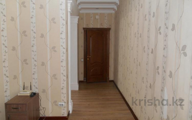 4-комнатная квартира, 130 м², 9/16 этаж помесячно, Абая 150/230 - Баумана ( Тургут Озала ) Almaty - photo 5