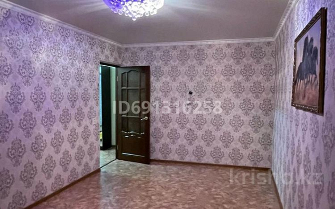 3-комнатная квартира, 70 м², 6/9 этаж помесячно, мкр 12 30 - Возле супермаркета Дина Актобе - изображение 1