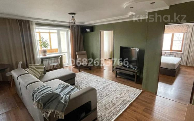 3-комнатная квартира, 80 м², 5/9 этаж помесячно, Астана Усть-Каменогорск - изображение 1