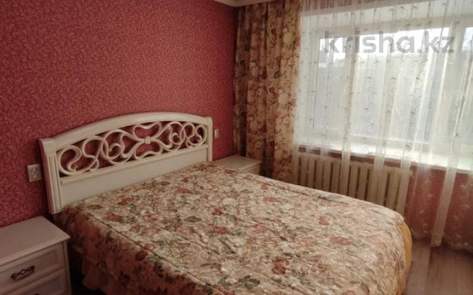 3-комнатная квартира, 60 м², 4/5 этаж помесячно, Ерубаева 52/2 Karagandy - photo 1