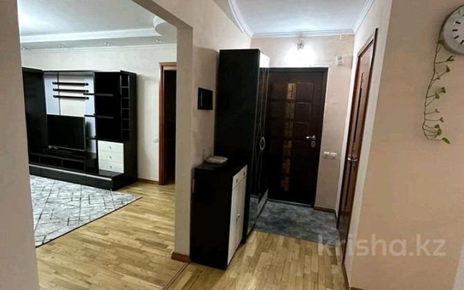 4-комнатная квартира, 90 м², 5/5 этаж помесячно, мкр Тастак-2 - Тлендиева Almaty - photo 5