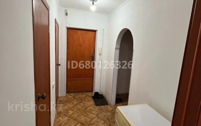 1-комнатная квартира, 34 м², 7/9 этаж помесячно, Кунаева 11 Уральск - изображение 6