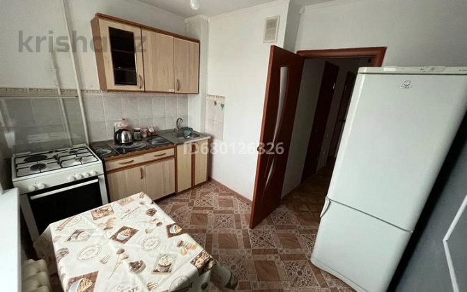 1-комнатная квартира, 34 м², 7/9 этаж помесячно, Кунаева 11 Уральск - изображение 5