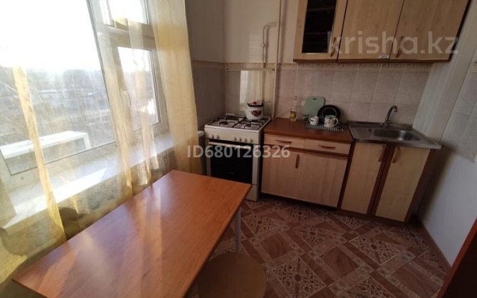 1-комнатная квартира, 34 м², 7/9 этаж помесячно, Кунаева 11 Уральск - изображение 7
