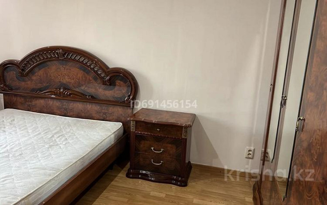 4-комнатная квартира, 100 м², 5/9 этаж помесячно, Қазыбек би/жумалиева Almaty - photo 1