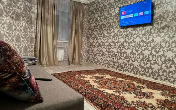 1-комнатная квартира, 40 м², 5/5 этаж помесячно, мкр. Алтын орда, Мкр. Батыс-2 338 - Тауелсиздик Актобе - изображение 1