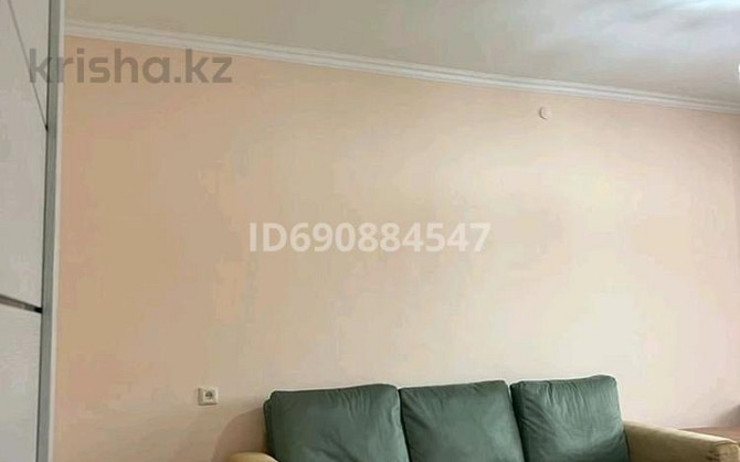 3-комнатная квартира, 55 м², 4/4 этаж помесячно, Конаева 14 - Конаева Метроном Taraz - photo 1