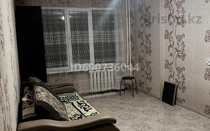 1-комнатная квартира, 30 м², 2/5 этаж помесячно, проспект Шакарима 97 Усть-Каменогорск - изображение 1