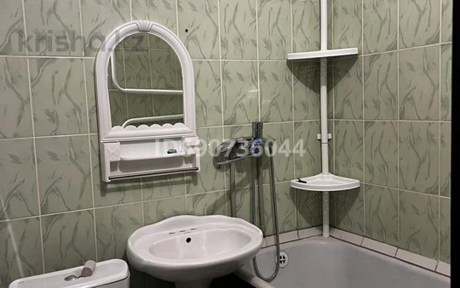 1-комнатная квартира, 30 м², 2/5 этаж помесячно, проспект Шакарима 97 Усть-Каменогорск - изображение 5