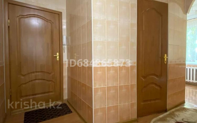 2-комнатная квартира, 50 м², 2/5 этаж помесячно, Ибатова 49 - Бизнес центр «Мир» Актобе - изображение 7