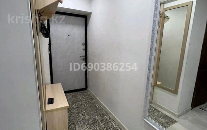 1-комнатная квартира, 44 м², 2/9 этаж помесячно, мкр. Алтын орда, Мкр. Батыс-2 - Рядом Назарбаевская Актобе - изображение 3