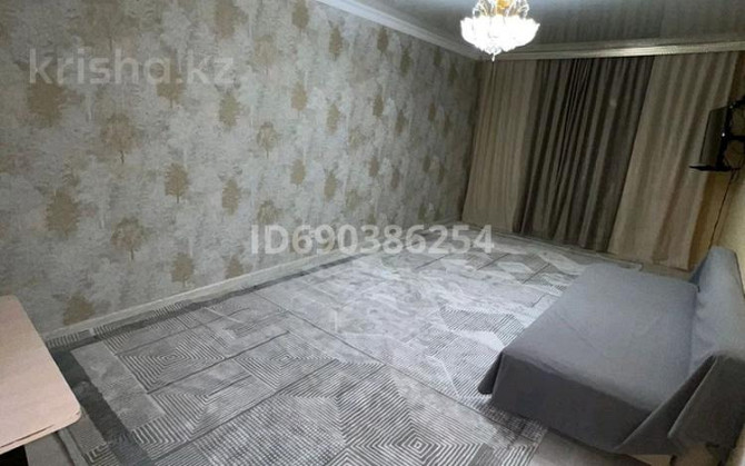 1-комнатная квартира, 44 м², 2/9 этаж помесячно, мкр. Алтын орда, Мкр. Батыс-2 - Рядом Назарбаевская Актобе - изображение 1