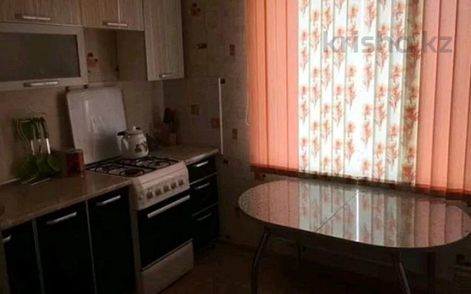 2-комнатная квартира, 54 м², 5/5 этаж помесячно, Алма-Атинская 5 Актобе - изображение 1