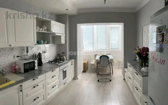 2-комнатная квартира, 81 м², 2/10 этаж помесячно, мкр. Алтын орда 58 - Возле обл ГАИ. напротив Тами  Актобе - изображение 1