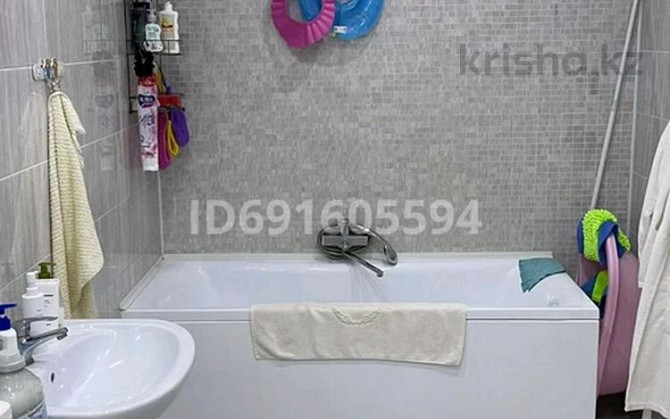 2-комнатная квартира, 81 м², 2/10 этаж помесячно, мкр. Алтын орда 58 - Возле обл ГАИ. напротив Тами  Актобе - изображение 6