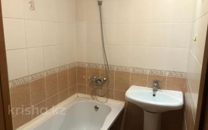2-комнатная квартира, 45 м², 3/5 этаж помесячно, Абилхаир хана 53А Актобе - изображение 2