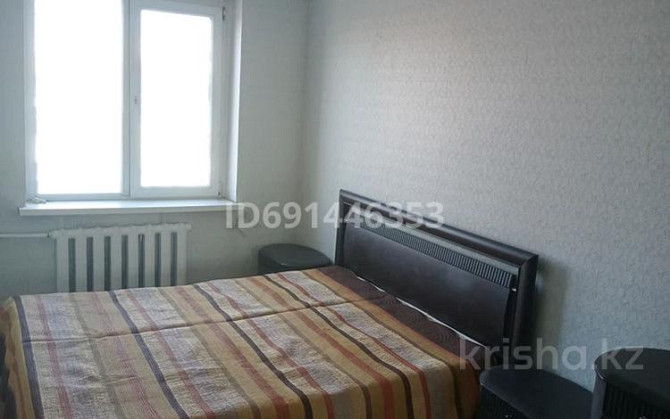 3-комнатная квартира, 68 м², 4/5 этаж помесячно, мкр 8, Бр. Жубановых - 21 школа Актобе - изображение 2
