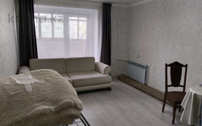 1-комнатная квартира, 35 м², 1/5 этаж помесячно, Сатпаева 15 Актобе - изображение 1