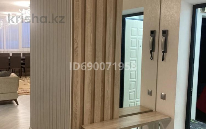 5-комнатная квартира, 220 м², 4/18 этаж помесячно, Алматы 11 - Туркестан Astana - photo 5