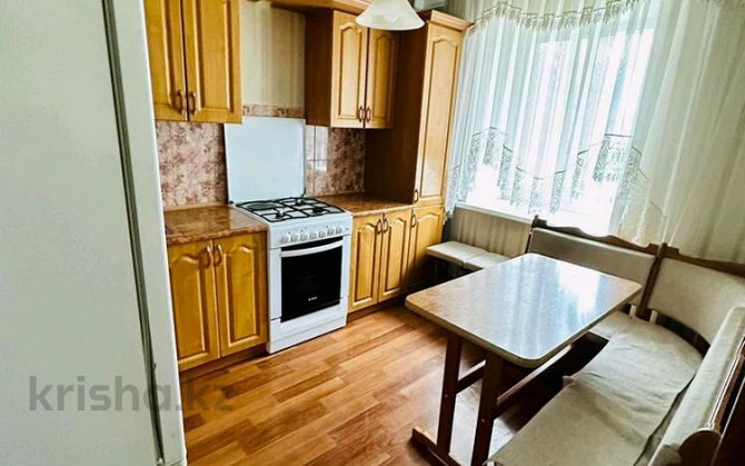 3-комнатная квартира, 64 м², 6/9 этаж помесячно, Батыр Баяна 11 - Кошукова Petropavlovsk - photo 1