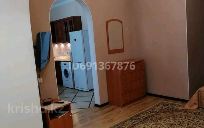 1-комнатная квартира, 52 м², 3/7 этаж помесячно, Алии Молдагуловой - Гипермаркет Дина Актобе - изображение 5