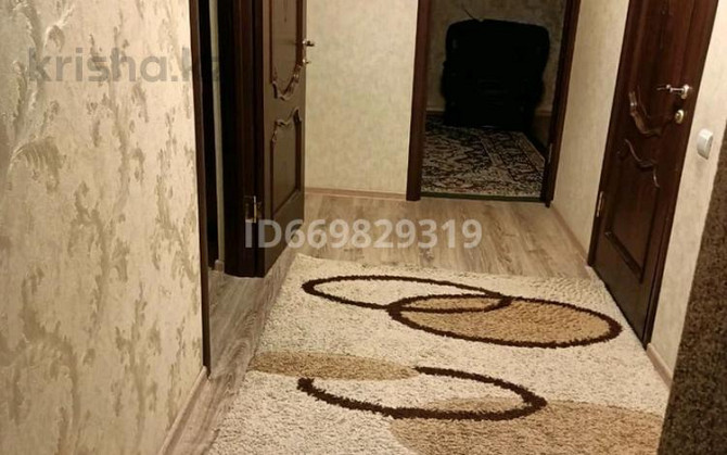 2-комнатная квартира, 52 м², 3/5 этаж помесячно, 15-й мкр 28 Aqtau - photo 4
