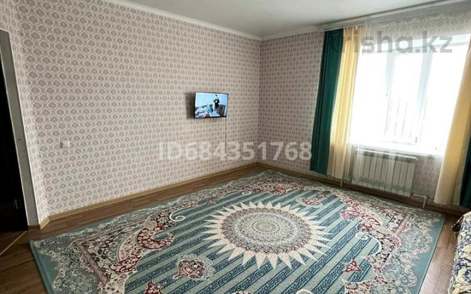 1-комнатная квартира, 48 м², 9/10 этаж помесячно, мкр. Алтын орда, Мкр. Батыс-2 13 б - Пр.Молдагулов Актобе - изображение 1