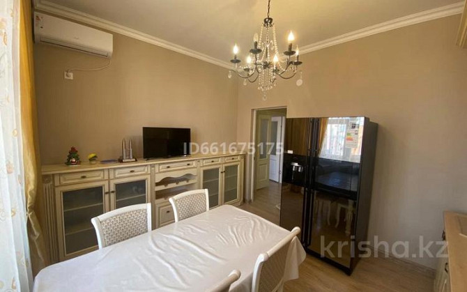 3-комнатная квартира, 106 м², 6/8 этаж помесячно, Нурсая мкр 4В Atyrau - photo 1
