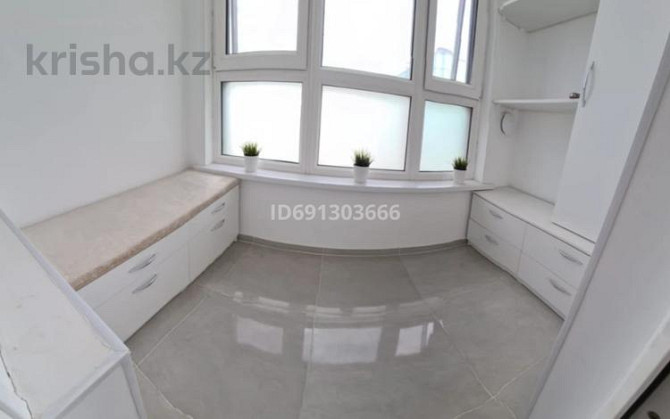 3-комнатная квартира, 105 м², 12/12 этаж помесячно, Исатая Тайманова 48 Atyrau - photo 8