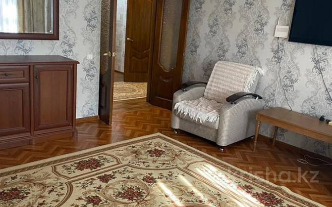 3-комнатная квартира, 80 м², 1/4 этаж помесячно, Аманжолова 116 Oral - photo 3