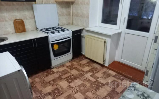 1-комнатная квартира, 35 м², 2/5 этаж помесячно, Северо Восток Уральск - изображение 7