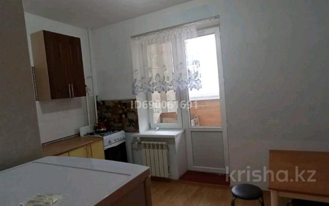 1-комнатная квартира, 42 м², 3/5 этаж помесячно, мкр. Зачаганск пгт - Спорткомплекс Жекпе-Жек 6 поли Oral - photo 1
