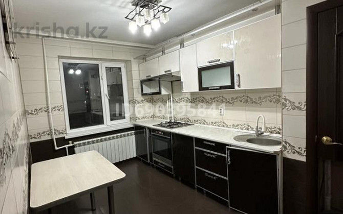 4-комнатная квартира, 96 м², 3/9 этаж помесячно, мкр 11 80 - По набережной, окна смотрят на аква пар Aqtobe - photo 5