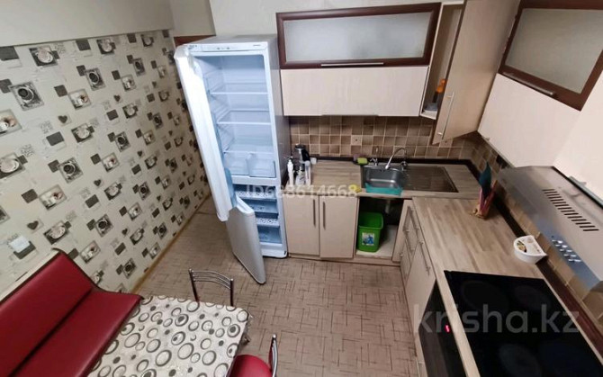 3-комнатная квартира, 70 м², 3/5 этаж помесячно, Шакарима 97 Усть-Каменогорск - изображение 6