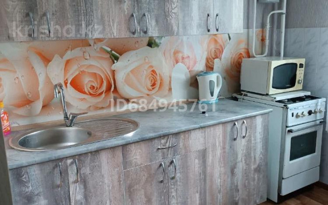2-комнатная квартира, 52 м², 2/5 этаж помесячно, Победы 3 Петропавловск - изображение 4
