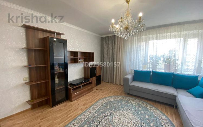 3-комнатная квартира, 70 м², 6/9 этаж помесячно, Гапеева 1 - Муканова Karagandy - photo 1