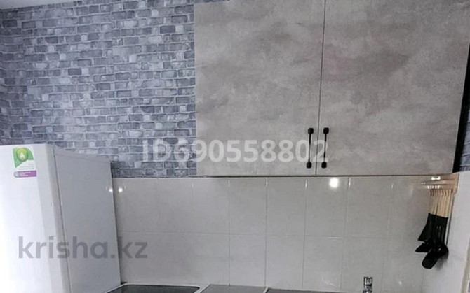2-комнатная квартира, 45 м², 2/5 этаж помесячно, Кайсенова 30 Усть-Каменогорск - изображение 1