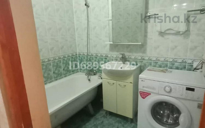 2-комнатная квартира, 68 м², 8/9 этаж помесячно, мкр 12 52 Актобе - изображение 7