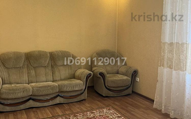 3-комнатная квартира, 90 м², 4/9 этаж помесячно, Назарбаева 9 Кокшетау - изображение 1