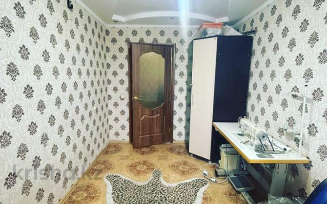 2-комнатная квартира, 45 м², 5/5 этаж помесячно, Ихсанова 87/1 Уральск - изображение 4