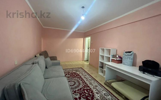 1-комнатная квартира, 34 м², 3/5 этаж помесячно, Жастар 19 Усть-Каменогорск - изображение 1