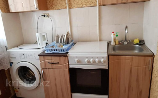 2-комнатная квартира, 45 м², 3/5 этаж помесячно, Самарская 67 Oral - photo 1