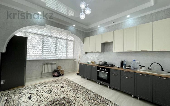 2-комнатная квартира, 65 м², 1/5 этаж помесячно, 31Б мкр 29 Актау - изображение 1