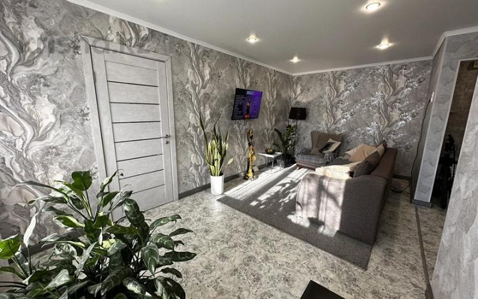 2-комнатная квартира, 47 м², 3/4 этаж помесячно, Максима Горького 58 Усть-Каменогорск - изображение 1