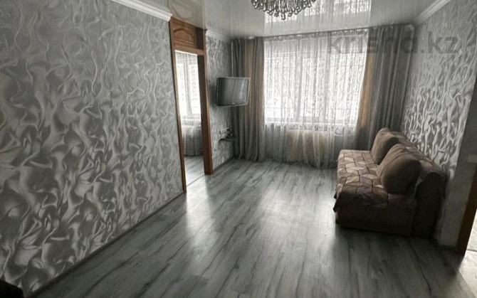 2-комнатная квартира, 50 м², 1/5 этаж помесячно, Интернациональная - Скгу.Драмтеатр. Петропавловск - изображение 1